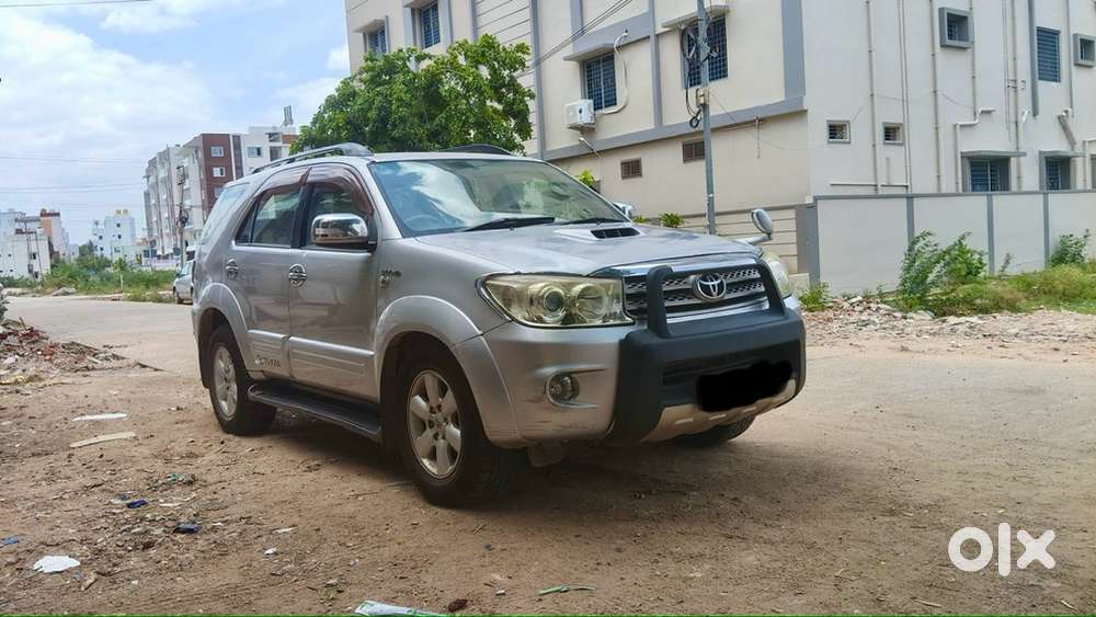 Toyota Fortuner Diesel 2011