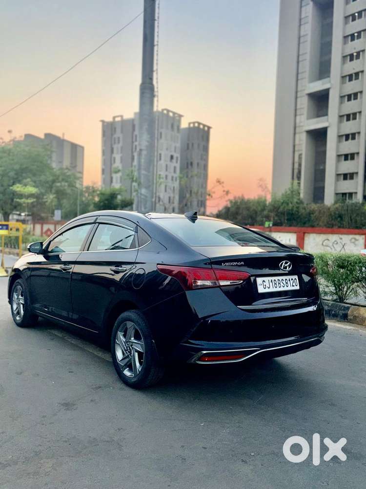 Hyundai Verna 1.5 Sx Ivt, 2023, Petrol