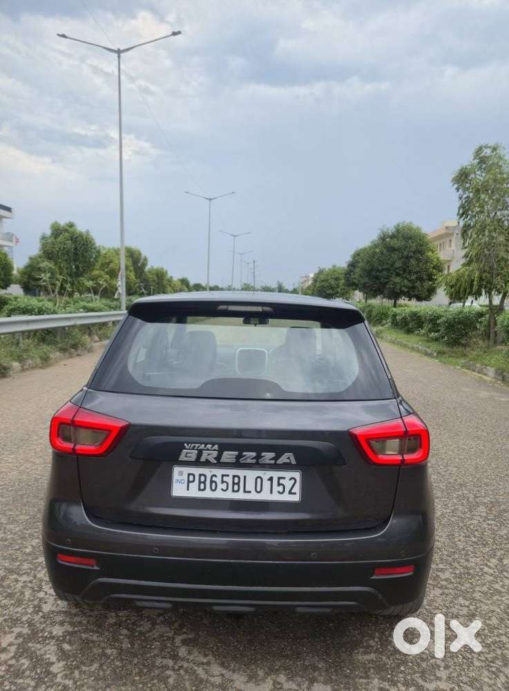 Maruti Suzuki Brezza 1.5 Lxi Smart Hybrid, 2021, Petrol