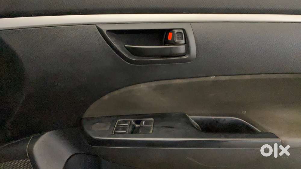 Maruti Suzuki Swift 1.2 Lxi (o), 2017, Petrol