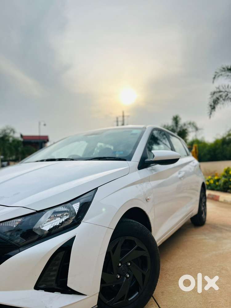Hyundai New I20 Petrol Manual 2023
