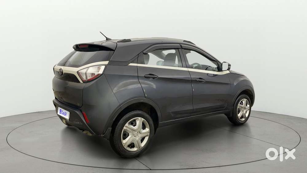 Tata Nexon 1.2 Revotron Xe, 2018, Petrol