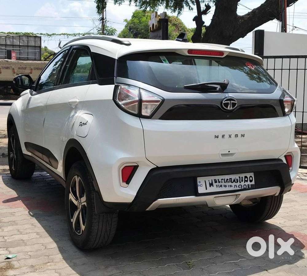 Tata Nexon, 2021, Petrol