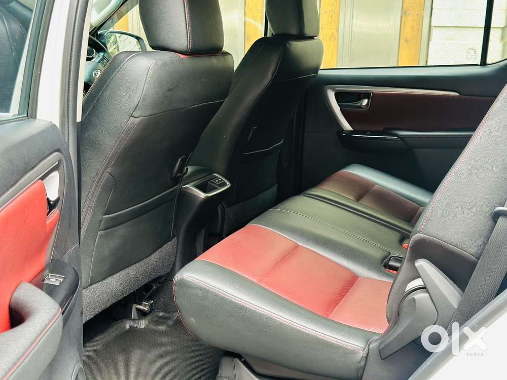 Toyota Fortuner Legender 4x2 At 2.8, 2025, Diesel