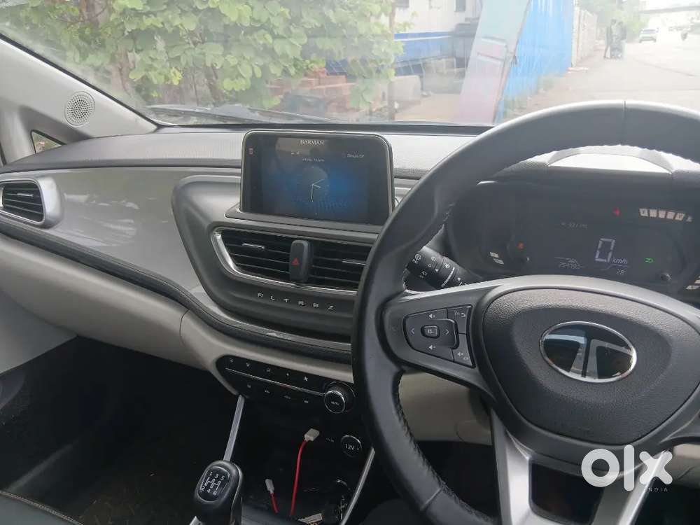 Tata Altroz 2024 Cng & Hybrids 25850 Km Driven