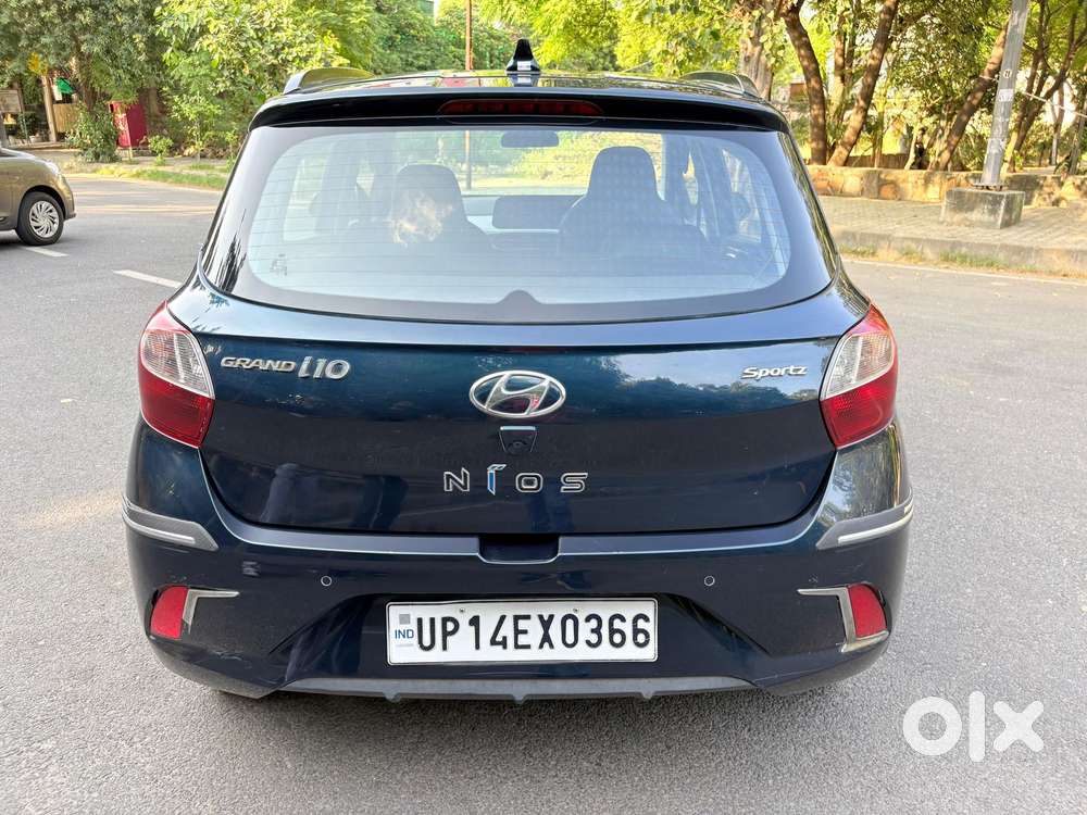 Hyundai Grand I10 Nios Sportz 1.2 At, 2021, Petrol