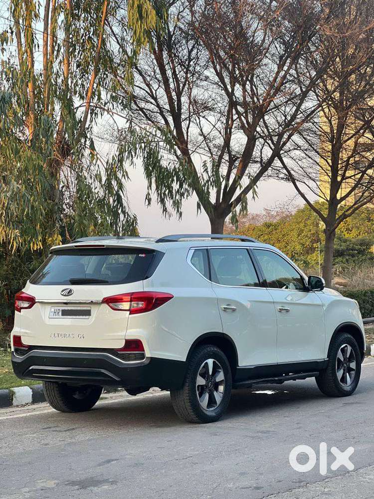 Mahindra Alturas G4 4x2 At, 2022, Diesel