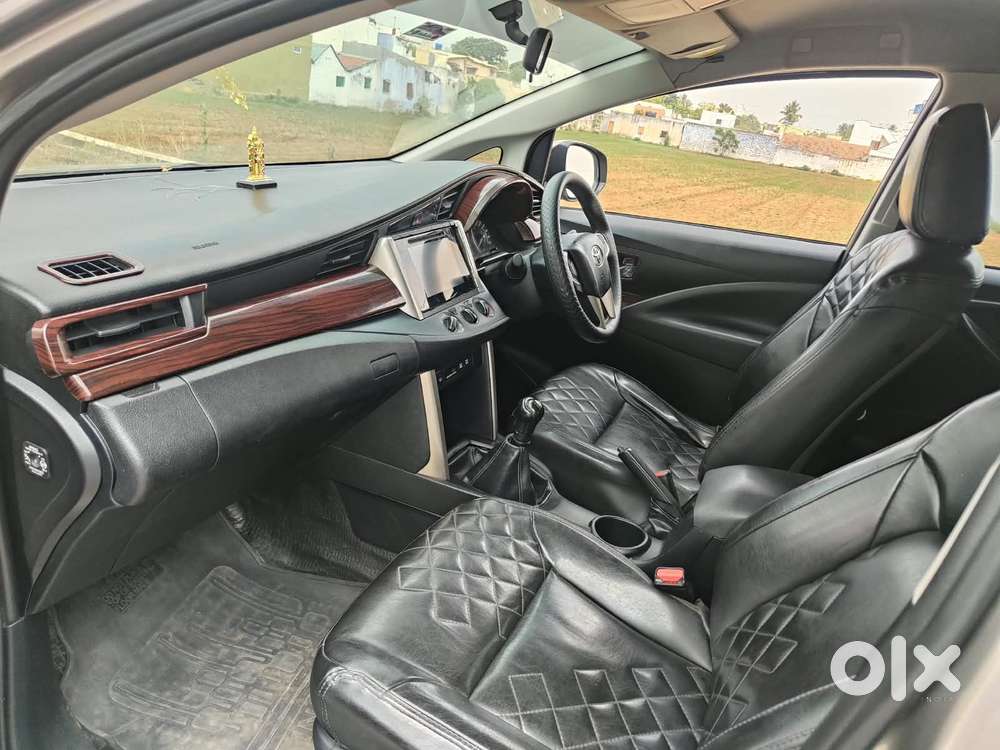 Toyota Innova Crysta 2.4 V 7 Str, 2016, Diesel