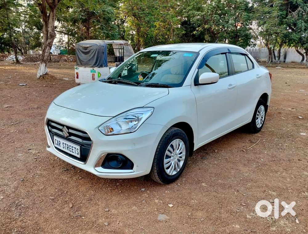 Maruti Suzuki Dzire 1.2 Vxi, 2024, Petrol