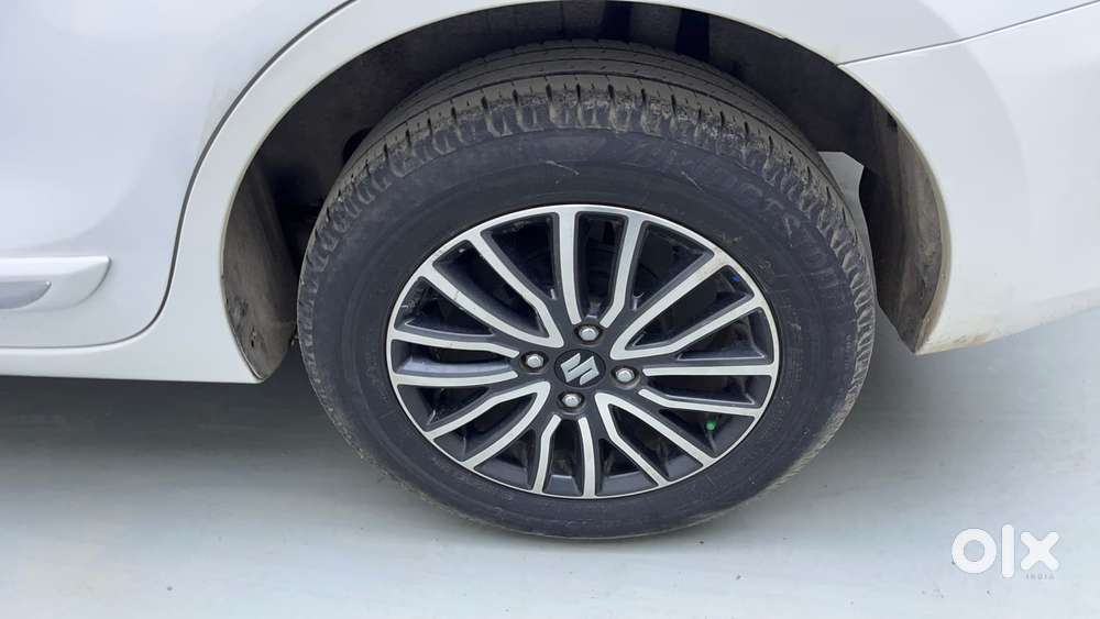 Maruti Suzuki Dzire 1.2 Zxi Plus Amt, 2018, Petrol