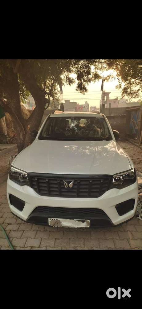 Mahindra Scorpio-n Petrol 2025