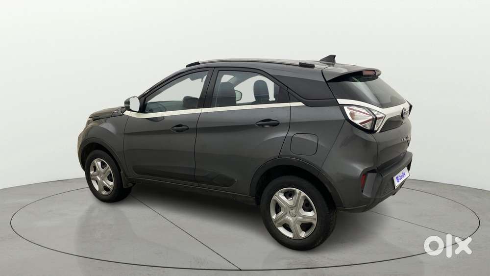 Tata Nexon 1.5 Revotorq Xma Amt (s), 2021, Petrol