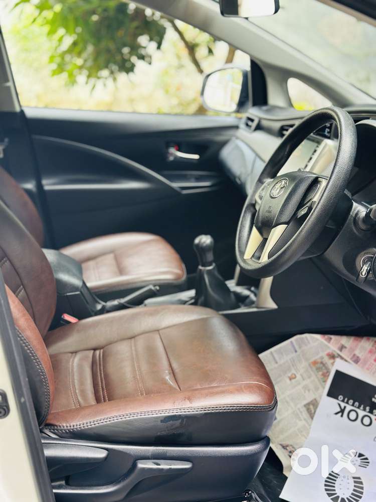 Toyota Innova Crysta 2.4 G Plus Mt 7 Str, 2021, Diesel