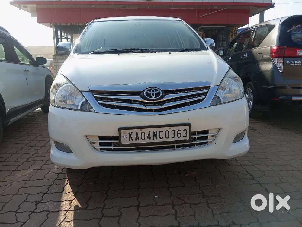 Innova Cng+petrol For Sale