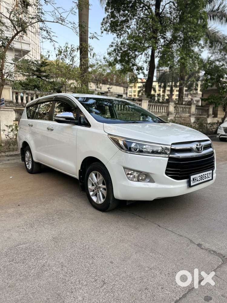 Toyota Innova Crysta 2.8z Automatic, 2017, Diesel