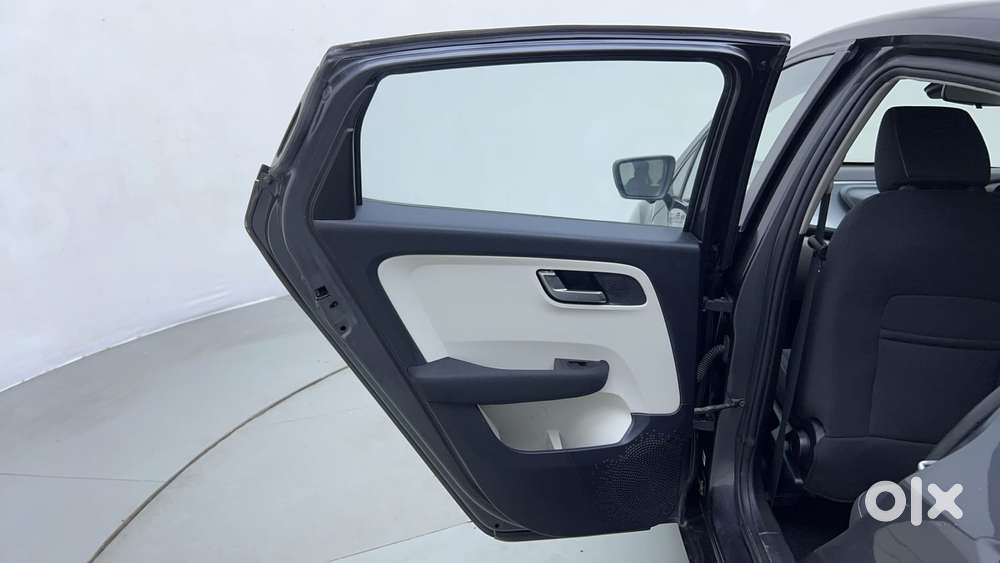 Tata Altroz Xz, 2021, Petrol