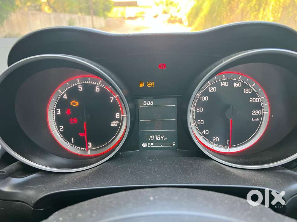 Maruti Suzuki Swift 1.2 Vxi (o), 2021, Petrol