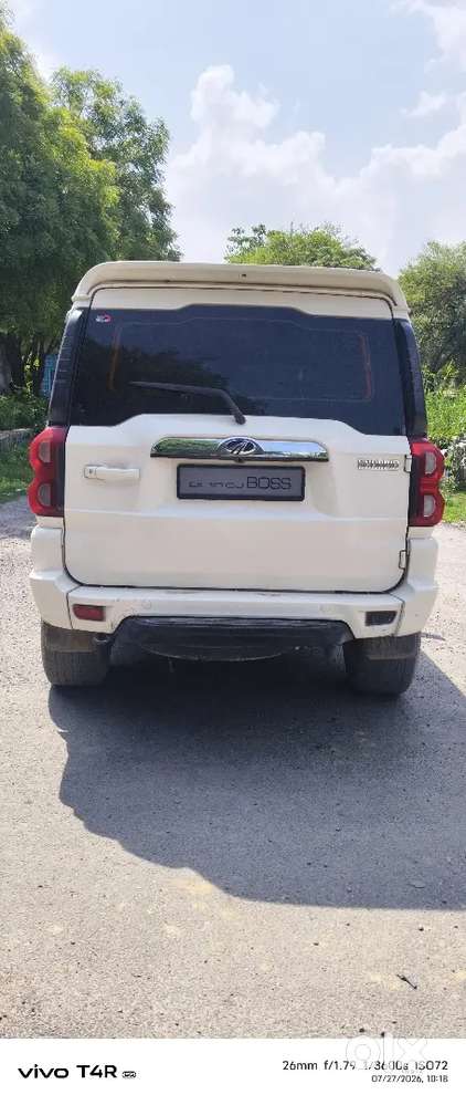 Mahindra Scorpio S10 2.2 7 Str