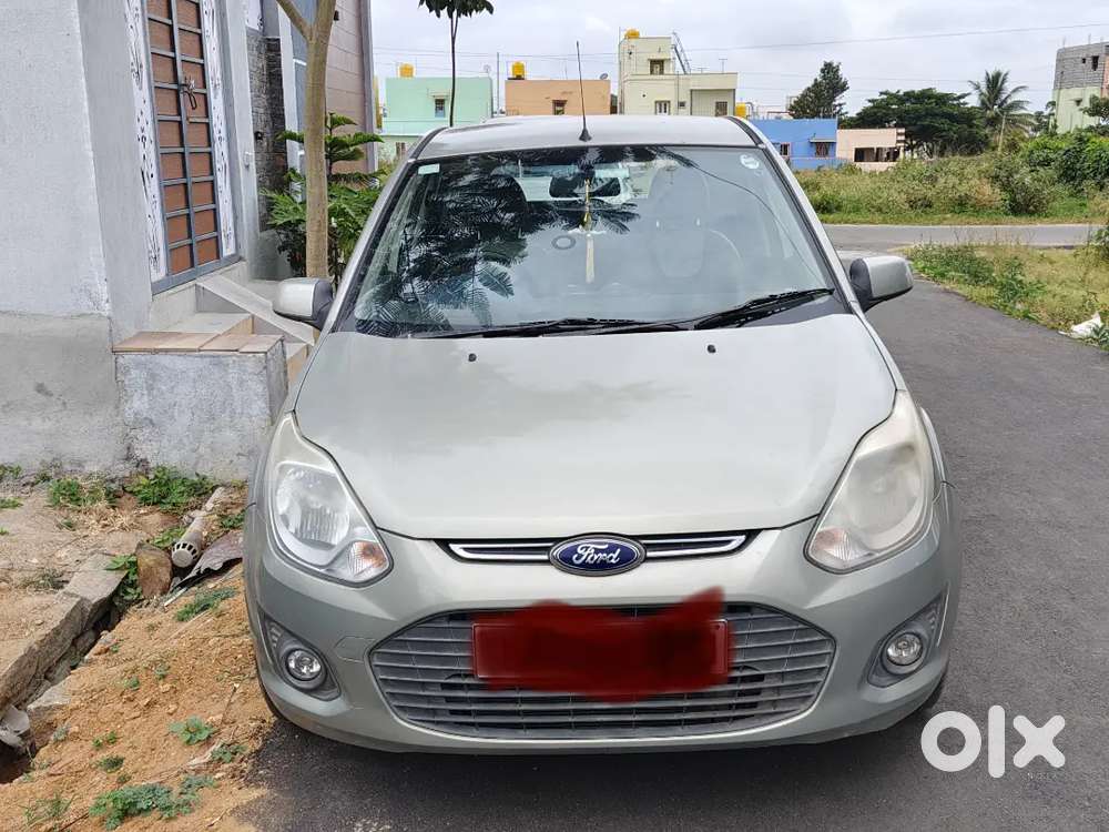 Ford Figo 1.2 Petrol Titanium Manual 2013