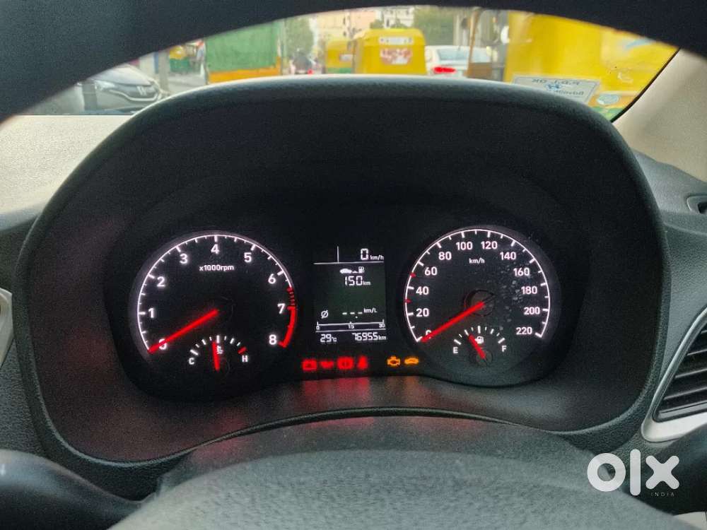 Hyundai Verna 1.6 Vtvt Sx, 2017, Petrol