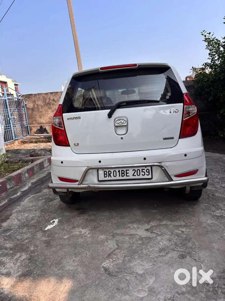 Hyundai I10 Sportz 2012 Petrol 5years Extend किया हुआ Hai