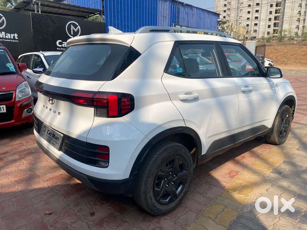 Hyundai Venue, 2024, Petrol