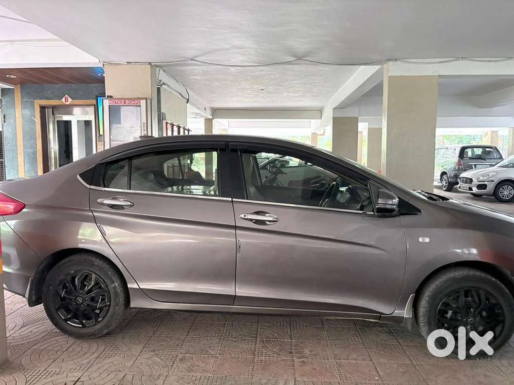 Honda Petrol Car 2016