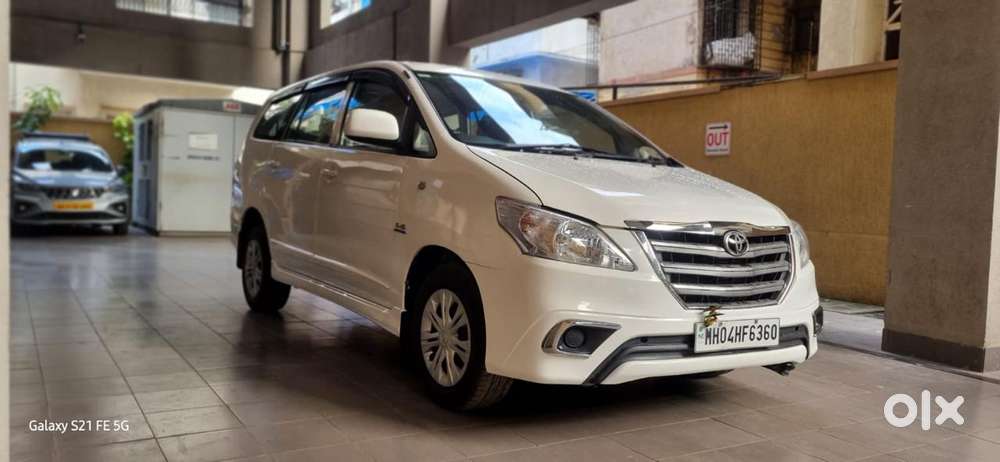 Toyota Innova 2.5 G (diesel) 8 Seater, 2016, Diesel