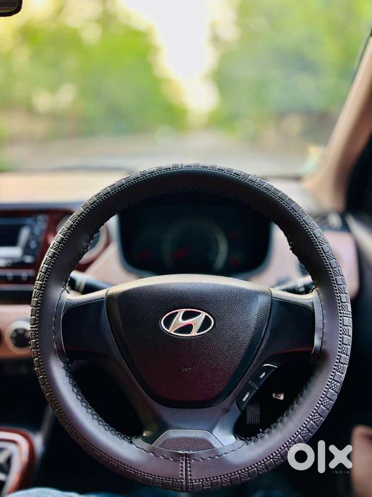 Hyundai Grand I10 Sportz, 2014, Petrol