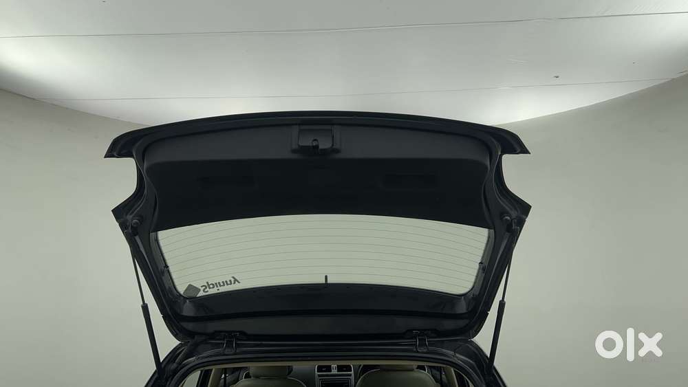 Volkswagen Polo 2009-2013 Petrol Highline 1.2l, 2015, Petrol