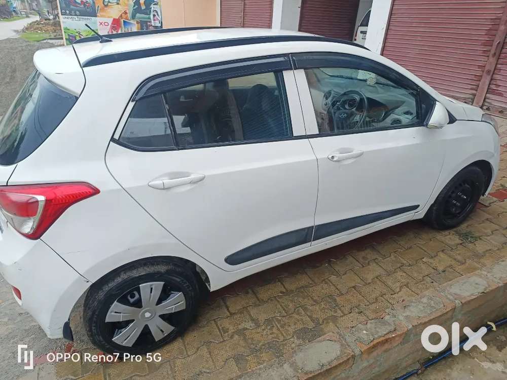 Hyundai Grand I10 Sportz 2015