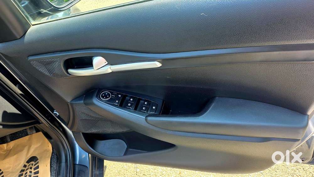 Kia Seltos Htk G, 2023, Petrol