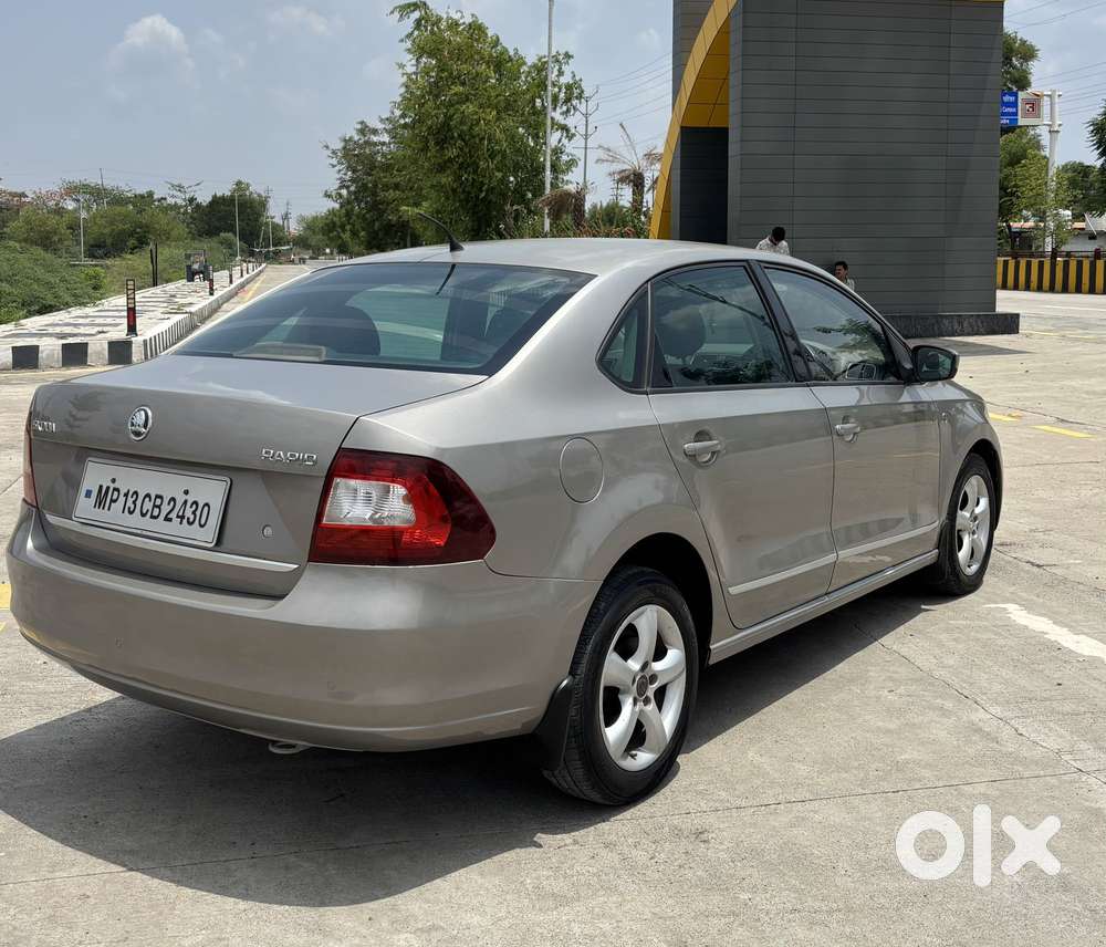 Skoda Rapid 1.5 Tdi Ambition With Alloy Wheel, 2015, Diesel