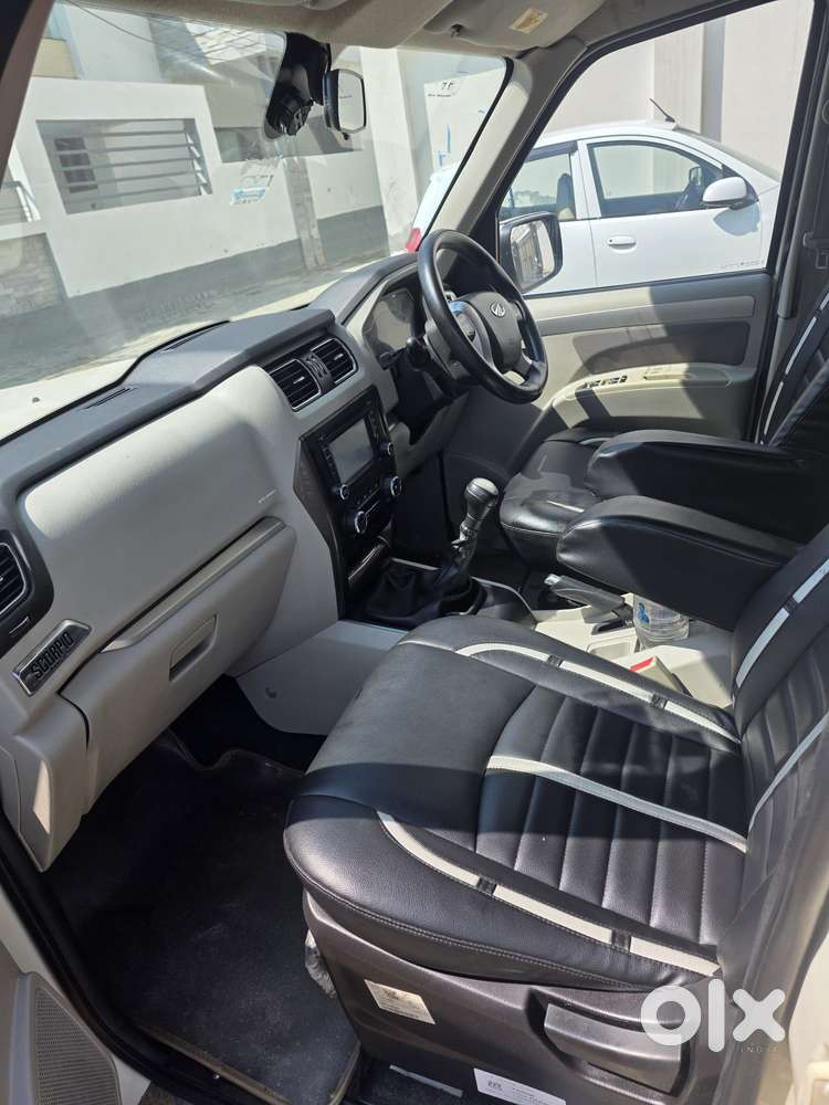Mahindra Scorpio S10 8 Seater, 2016, Diesel