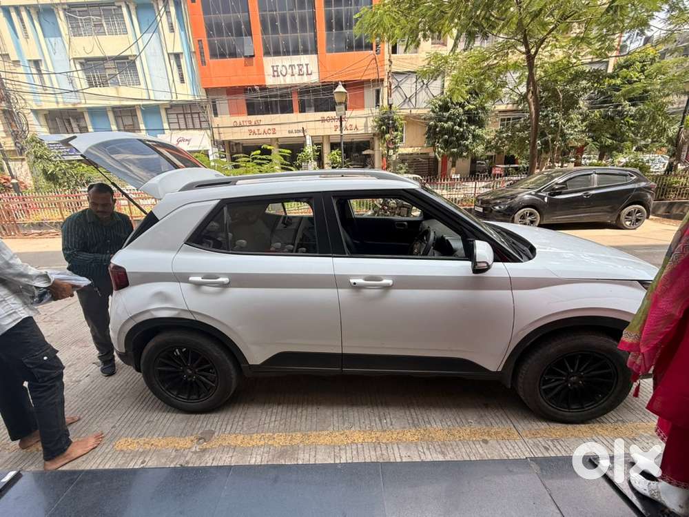 Hyundai Venue Diesel 2021