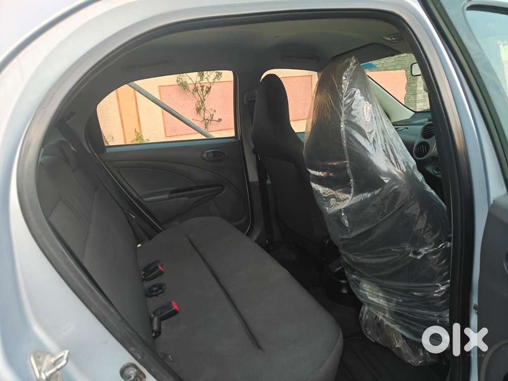 Toyota Etios Liva 2011-2012 G Plus, 2012, Petrol