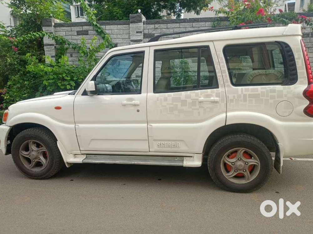Mahindra Scorpio Vlx 2wd Abs At Bsiii, 2012, Diesel