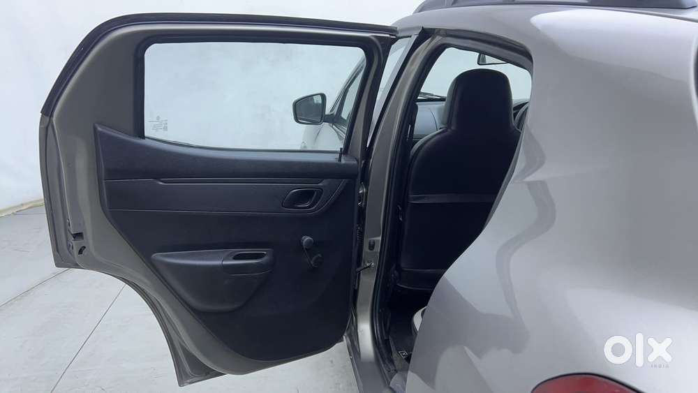 Renault Kwid 1.0 Rxt Sce Special (o), 2017, Petrol