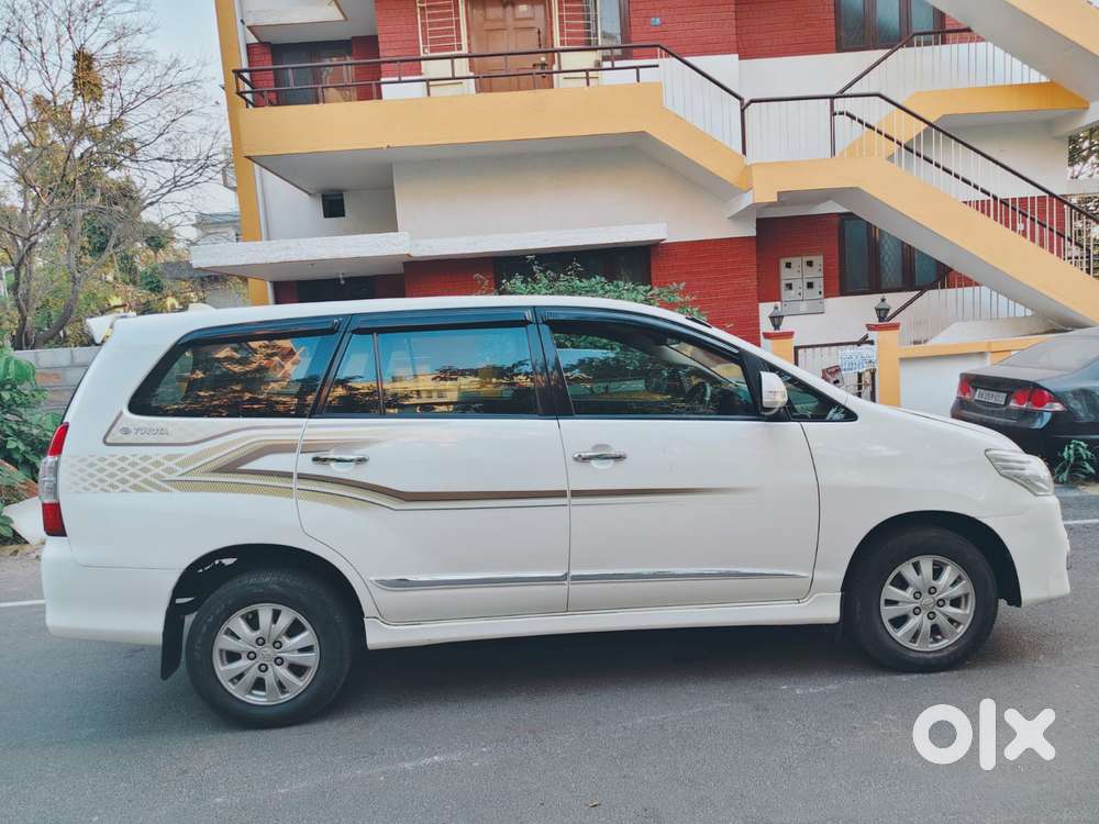 Toyota Innova 2.5 Gx 7 Seater Bs Iv, 2015, Diesel
