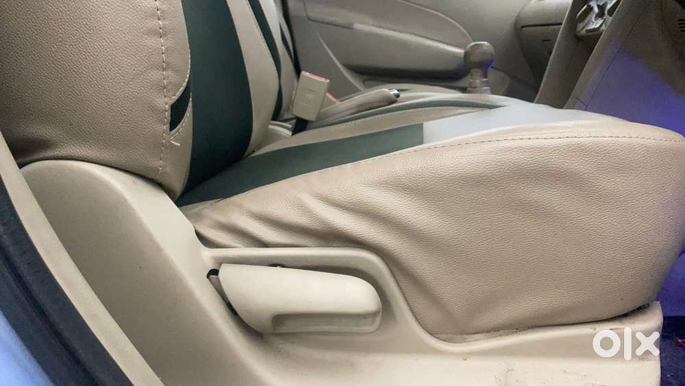 Maruti Suzuki Swift Dzire 1.2 Vxi Bsiv, 2016, Petrol