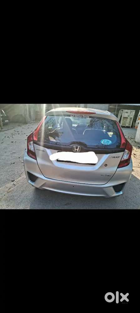Honda Jazz 2017 Petrol Well Maintained (owner Car)