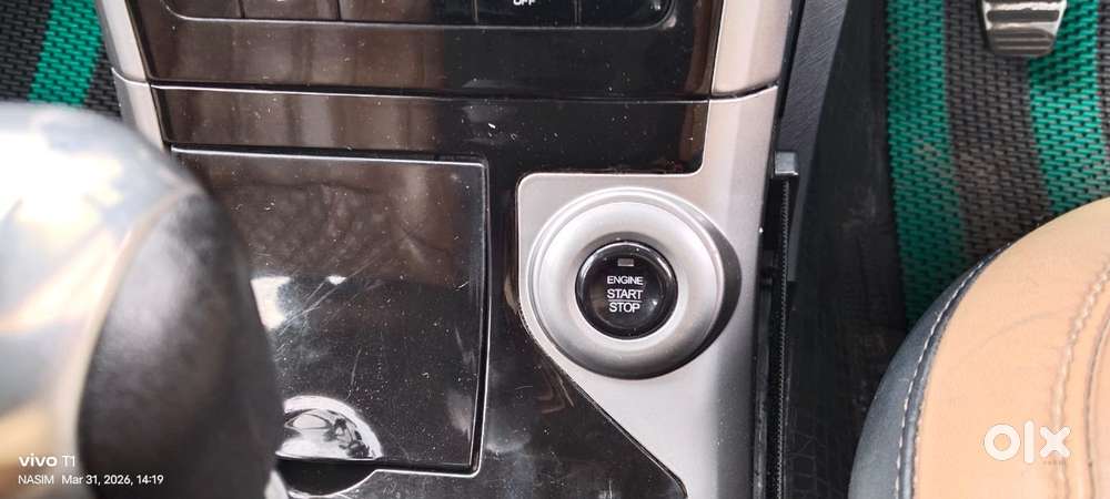 Mahindra Xuv500 W11 Option Awd, 2022, Diesel