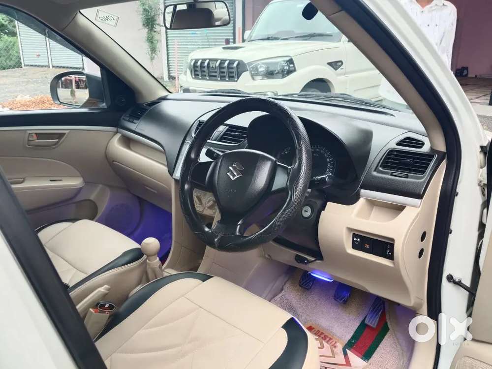 Maruti Suzuki Swift Dzire 2022 Cng & Petrol 104460 Km Driven