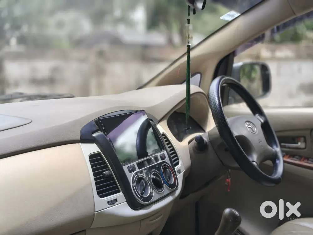 Toyota Innova 2.5 V 2008