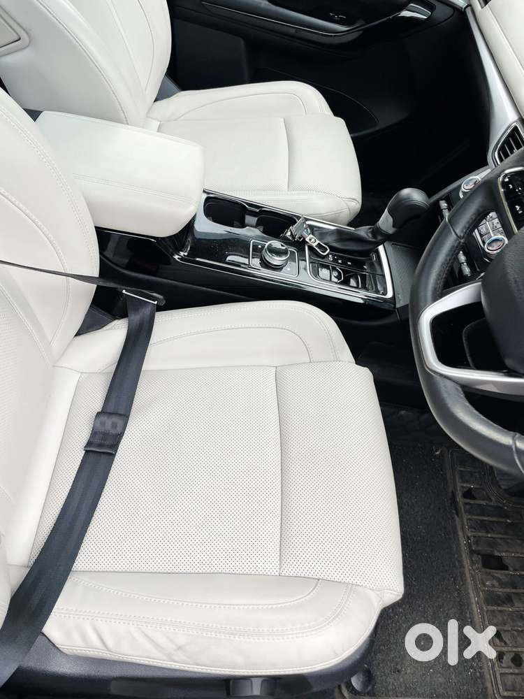 Mahindra Xuv 7xo Ax7l Diesel Awd At, 2025, Diesel