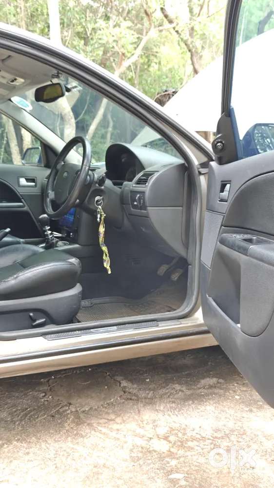 Ford Mondeo 2001 Petrol In Mint Condition