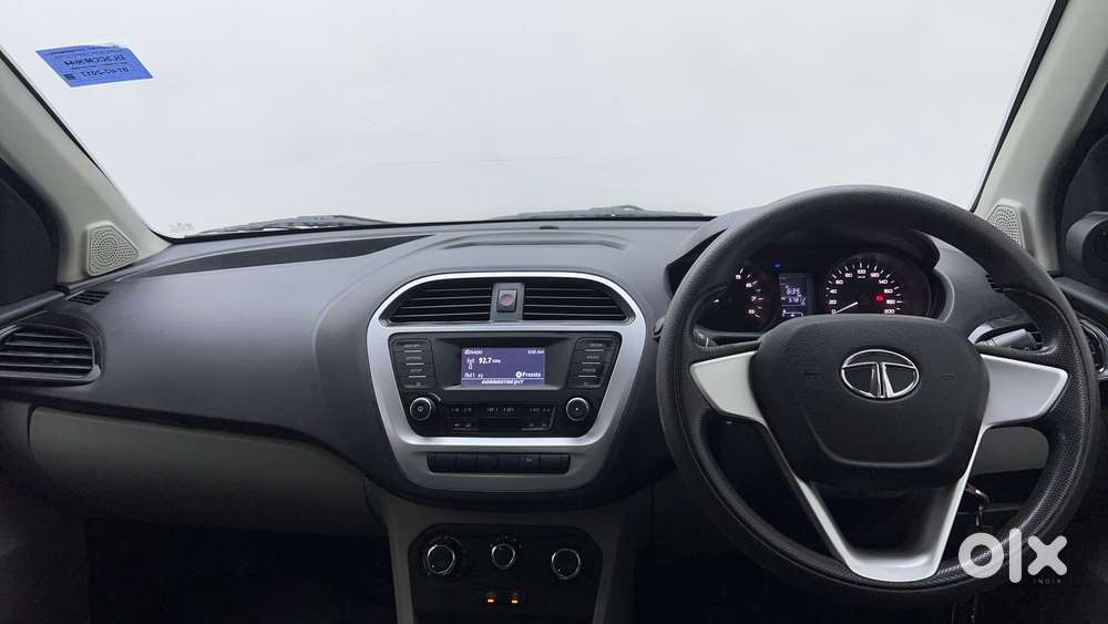 Tata Tiago 1.2 Revotron Xt, 2017, Petrol