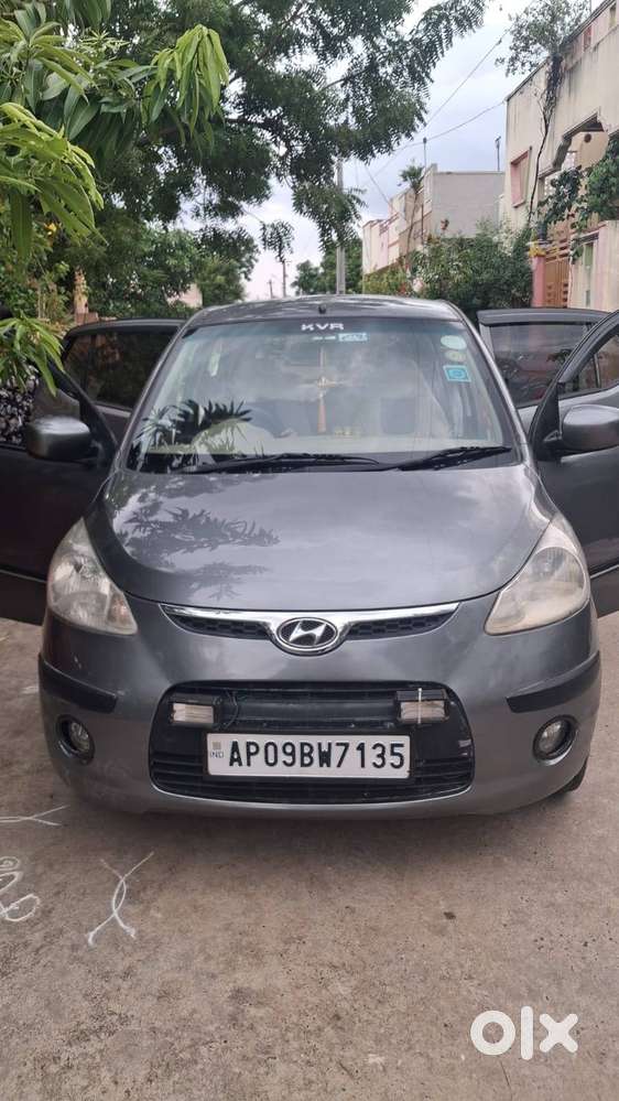 Hyundai I10 Sportz 2011