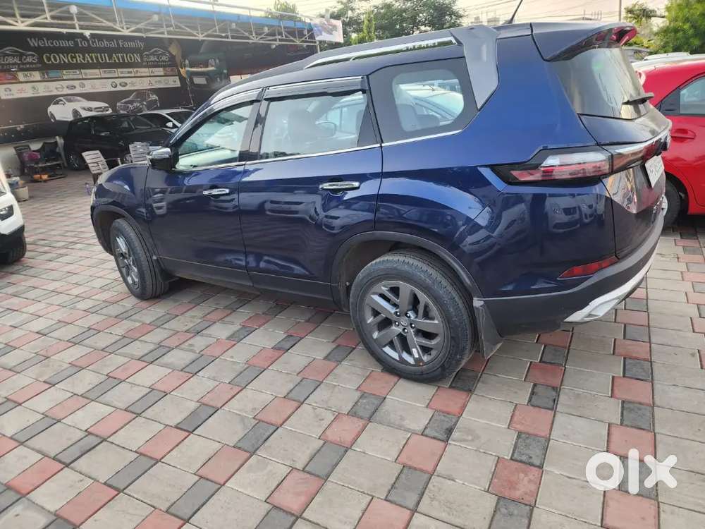 Tata Safari Second Top