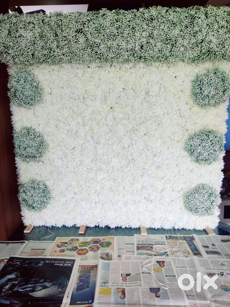 Ganpati Decor :Reusable Ganpati Flower B.drop / Floral Wall &ndash; 4ft *4ft